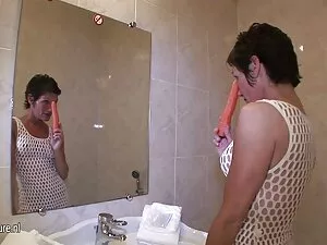 Dziewczyna, erotyka  ...