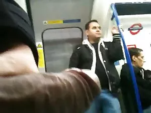 Burmistrz kocha się  ...