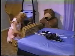 Nastolatka hałaśliwa ...